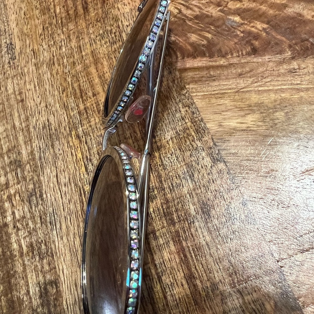 Betsy Johnson Sunglasses - Picture 7 of 8